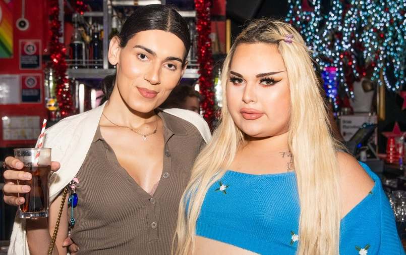 Where to Meet Shemales in Detroit